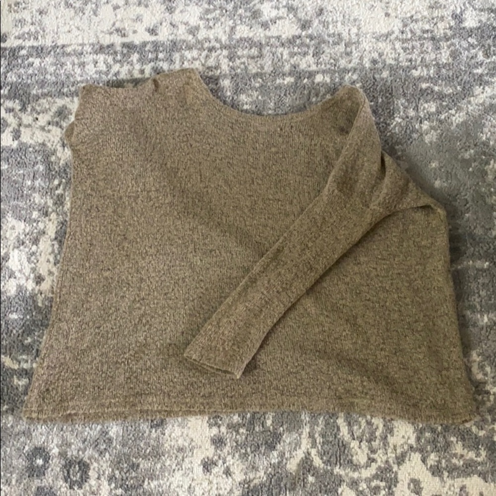 Sweater - Picture 2 of 3